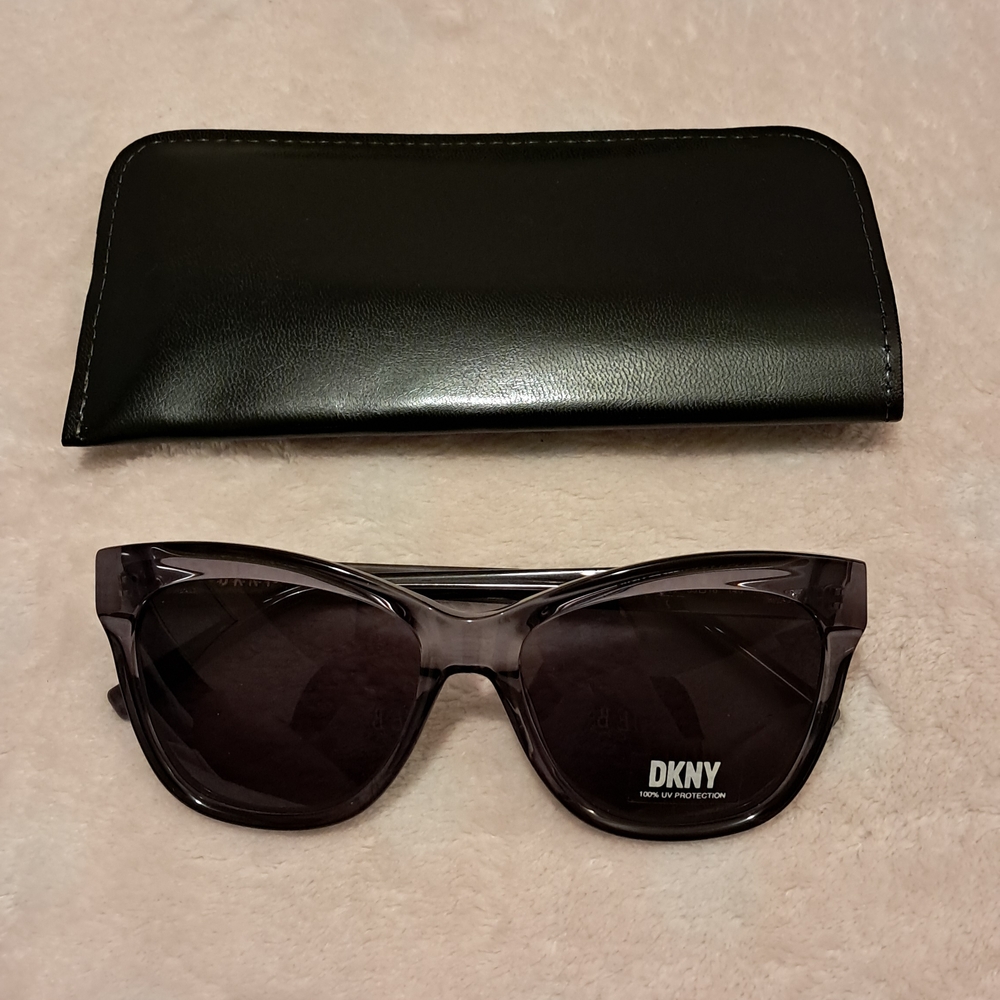 DKNY Women's Sunglasses with Case